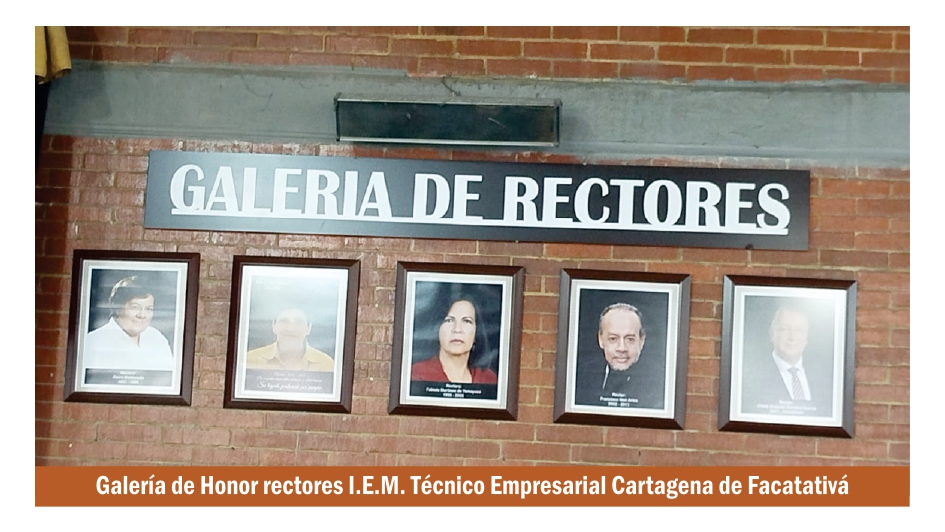 Entre líneas y huellas